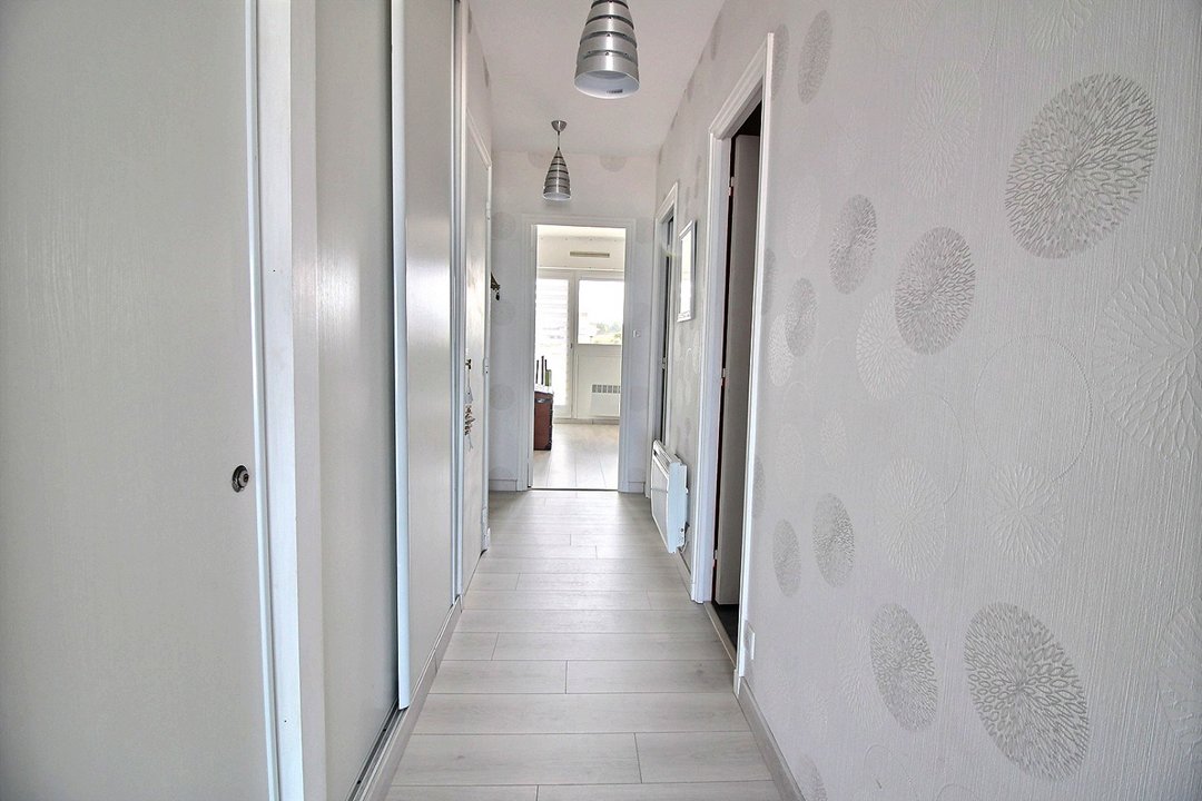 /picture/helios/116215201/REALE C1/9_2025-12-28CET00h00-14.jpg